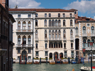 Naklejka premium Sunny day in Venice