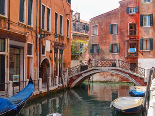 Obraz na płótnie Canvas A Sunny Day in Venice