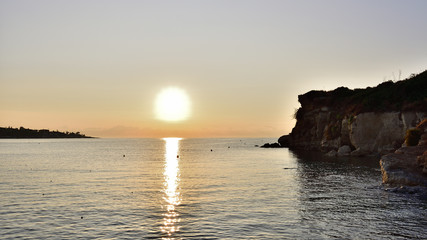 Fototapeta premium Sunrise seascape in Fontane Bianche, Sicily