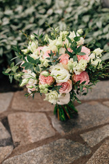 bridal bouquet with rings