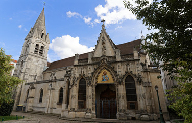 Fototapeta na wymiar The Saint Saturnin church located in Nogent sur Marne town, near Paris, France.