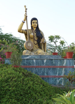 Meera Statue