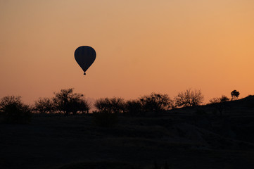 Cappadocia ballon in the sunset, Kappadokien, Turkey, Türkei
