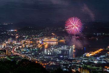 Fototapeta premium [長崎県]佐世保市夜景と花火