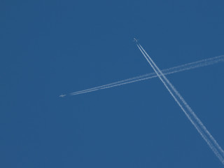 avions se croisent