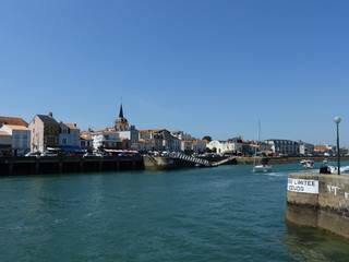 Fototapeta premium les sables d'olonne entrée du port