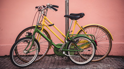 Fototapeta na wymiar old bicycle on white background