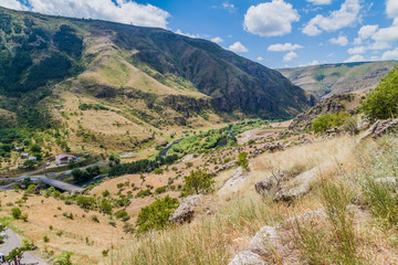 Fototapeta na wymiar Mtkvari river valley near Vardzia, Georgia
