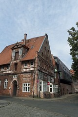 Fototapeta na wymiar traditional old houses in lueneburg