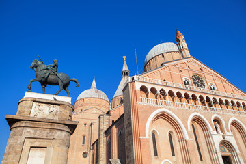Fototapeta na wymiar The Basilica of St Anthony and Equestrian statue of Gattamelata in Padua Italy 