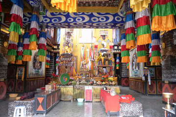 Fototapeta na wymiar Tibetan Buddhist temple in Laji Shan Qinghai Province China