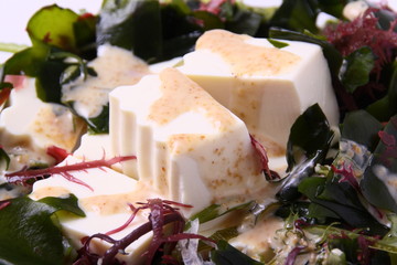 豆腐サラダ