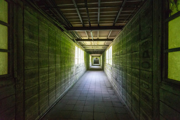 土合駅 地下 階段