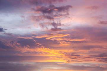 Naklejka premium Evening Sky With Clouds