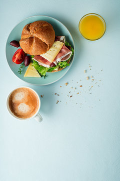 Sandwich breakfast