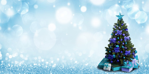 Christmas tree with presents