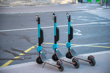 New mode of transport: E-scooter in parisian streets