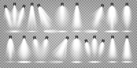 Fotobehang Vectorschijnwerperreeks. Heldere lichtstraal. Transparant realistisch effect. Podium verlichting. Verlichte studiospots. © 32 pixels