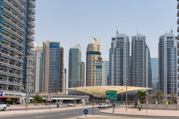 Obraz na płótnie Canvas panorama of the residential area Dubai Marina with all the skyscrapers, emirates