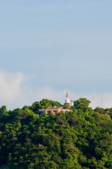 Obraz premium Khao Tang Guan, The top of the hill is a major ancient mountain, with an elevator on the hill. Phra that Chedi Luang Sala Phra Wihan Daeng, Lighthouse , Thailand's popular tourist in Songkhla