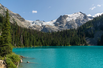 Middle Joffre Lake in Joffre Lakes Provincial Park, Canada