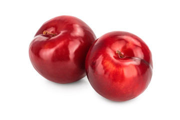 Fototapeta na wymiar fresh red plum isolated on white background