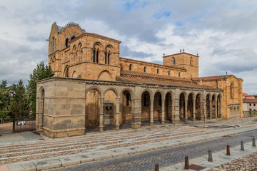 Fototapeta premium San Vicente basilica in Avila, Spain