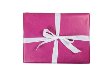 Violettes Weihnachtsgeschenk mit weißer Schleife als Freisteller (Draufsicht)