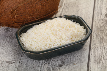 Coconut shredded chip with nut