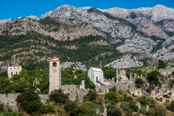 Fototapeta na wymiar The ruins of the city of Stary Bar, Montenegro. The city destroyed during the earthquake in 1979