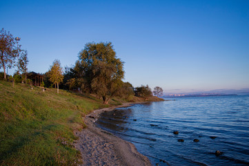Lake coast line next to park