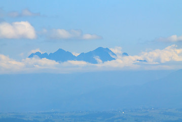 photo of the top of the mountains.
