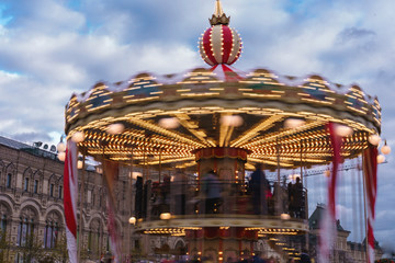 Fototapeta na wymiar carousel in the park