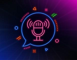 Microphone line icon. Neon laser lights. Music mic sign. Musical device symbol. Glow laser speech bubble. Neon lights chat bubble. Banner badge with microphone icon. Vector