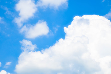 Obraz premium blue sky with white clouds