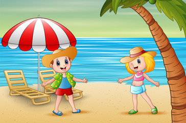 Obraz na płótnie Canvas Funny children on the beach in a straw hat
