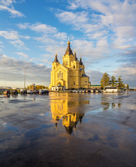 Obraz premium Alexander Nevsky Cathedral with reflection in Nizhny Novgorod