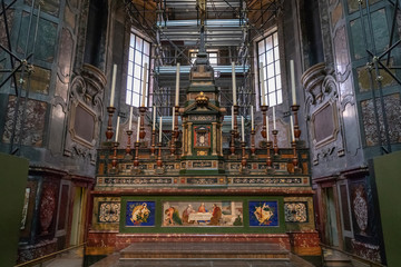 Fototapeta na wymiar Panoramic view of interior of the Medici Chapels (Cappelle Medicee)