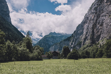 Obraz premium View valley of waterfalls in national park of city Lauterbrunnen, Switzerland