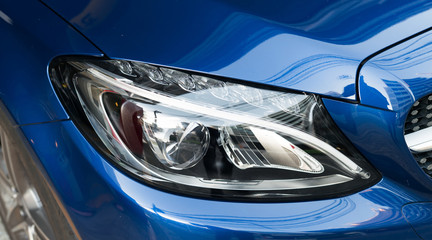 ヘッドライト © naka