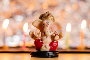Obraz na płótnie Canvas Ganesha -the Hindu God of wisdom in Diwali concept
