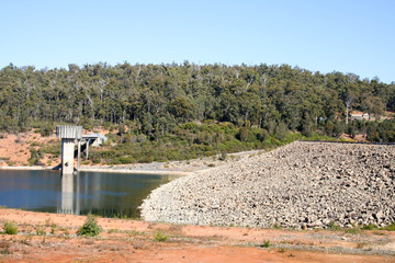 Fototapeta na wymiar South Dandelup Dam, spillway and surrounding bushland