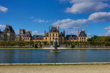 Fototapeta premium the castle of Fontainebleau
