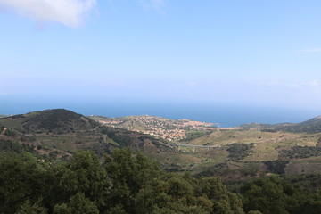 Fototapeta na wymiar vue sur Collioure - Vue mer 
