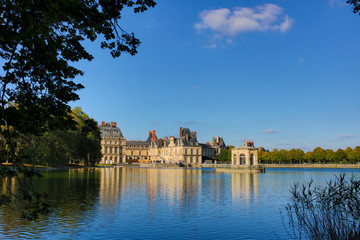 Fototapeta premium the castle of Fontainebleau
