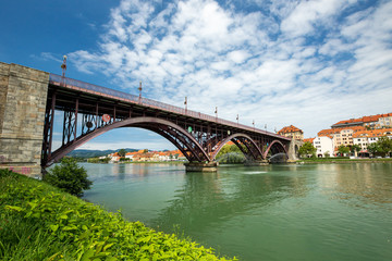 Fototapeta na wymiar Maribor bridge over Drava river