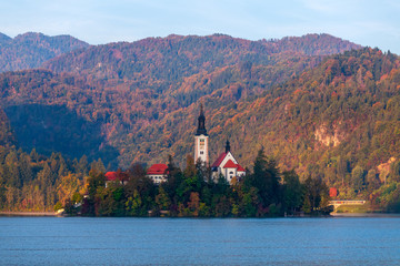 Obraz premium Postkartenmotiv: Insel Beld im Bleder See, Slowenien