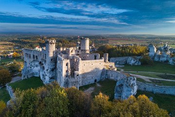 Fototapeta Ruiny zamku w Ogrodzieńcu obraz