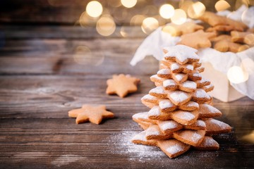 Christmas Tree Gingerbread Cookies with Christmas Lights