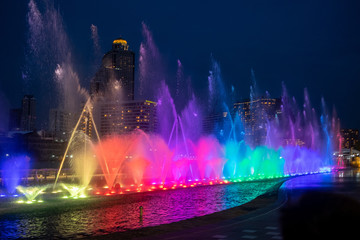 Fototapeta na wymiar Rainbow fountain
